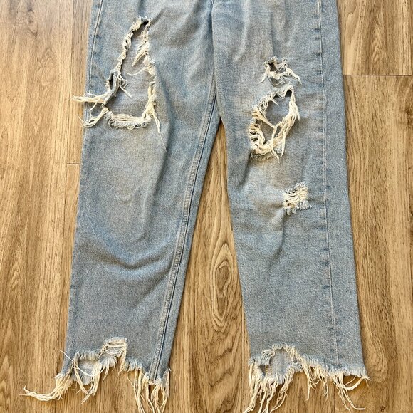 Zara Light Wash Relaxed Fit Distressed Ripped Baggy Jeans Size 4 - Picture 4 of 8